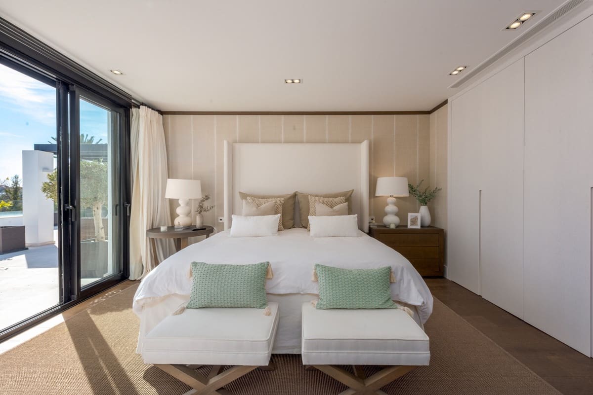 7 Zimmer Villa zu verkaufen in Nueva Andalucia - 6.990.000 € (Ref: 9267692)