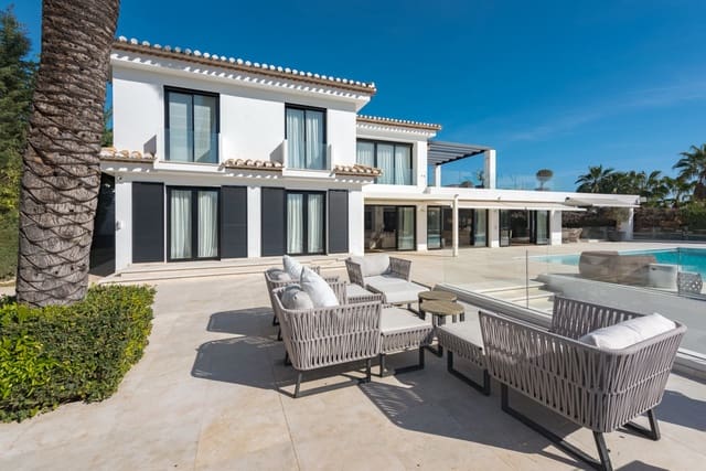 7 soverom Villa til salgs i Nueva Andalucia, Marbella - € 6 990 000 (Ref: 9267692)