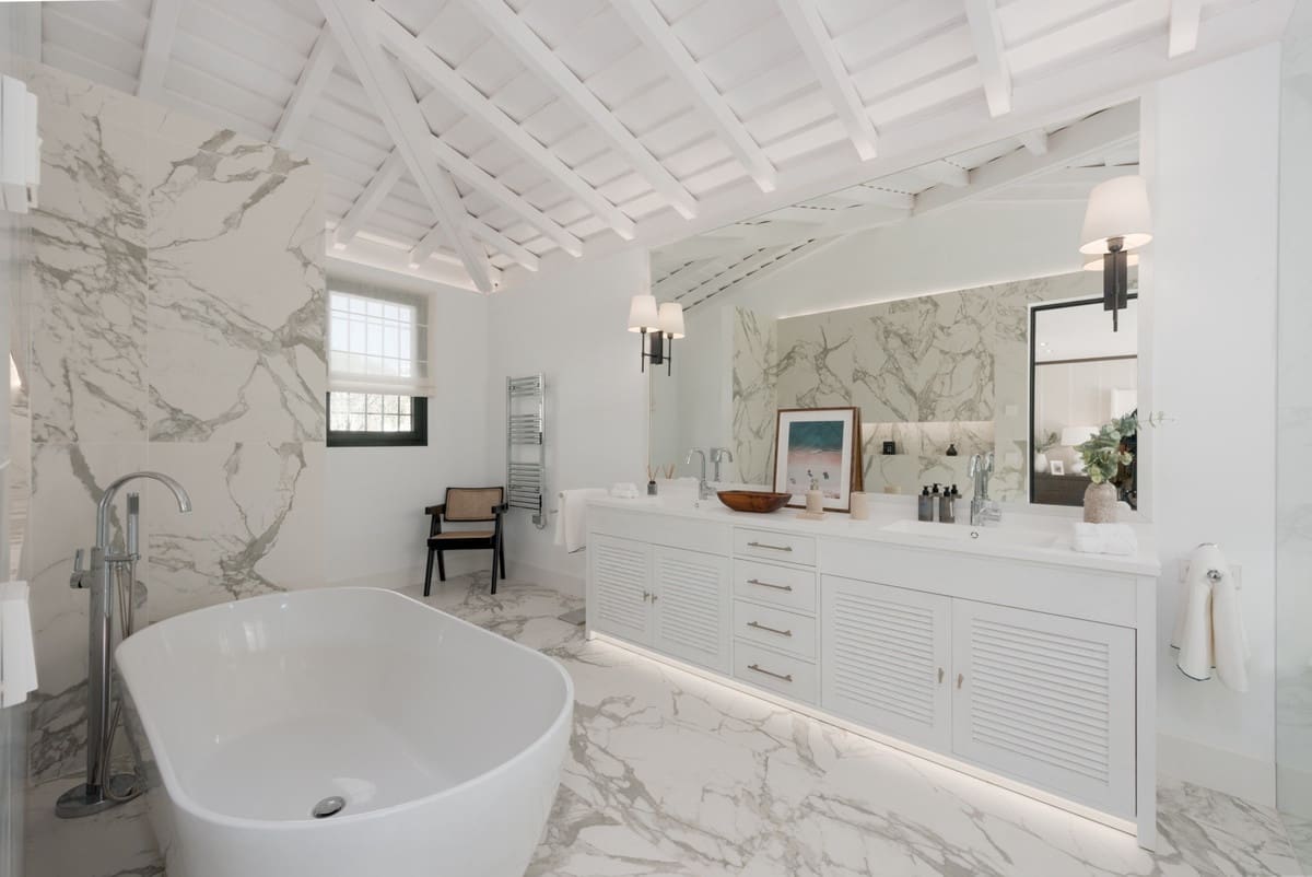 7 Zimmer Villa zu verkaufen in Nueva Andalucia - 6.990.000 € (Ref: 9267692)