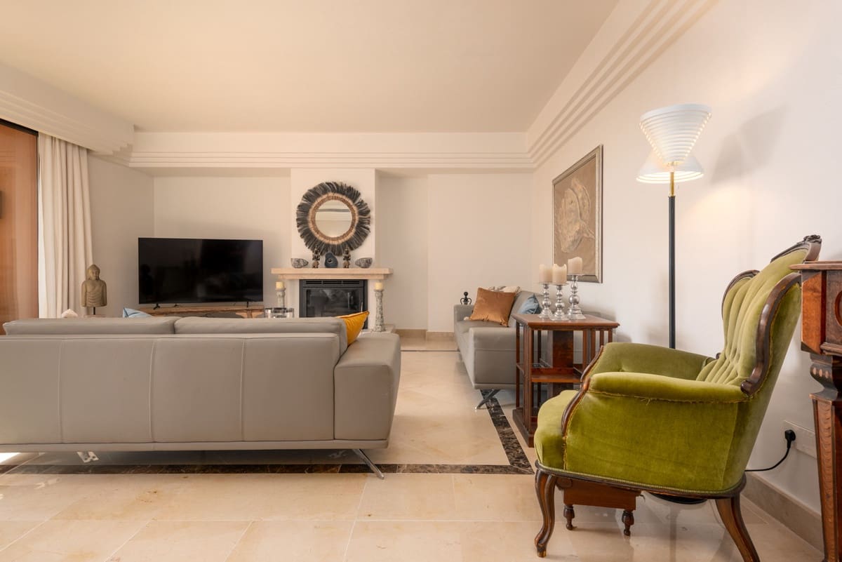 3 soverom Leilighet til salgs i Nueva Andalucia - € 1 895 000 (Ref: 9267693)