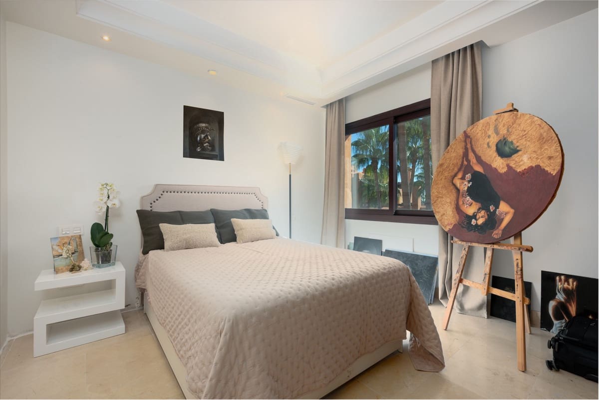 3 soverom Leilighet til salgs i Nueva Andalucia - € 1 895 000 (Ref: 9267693)