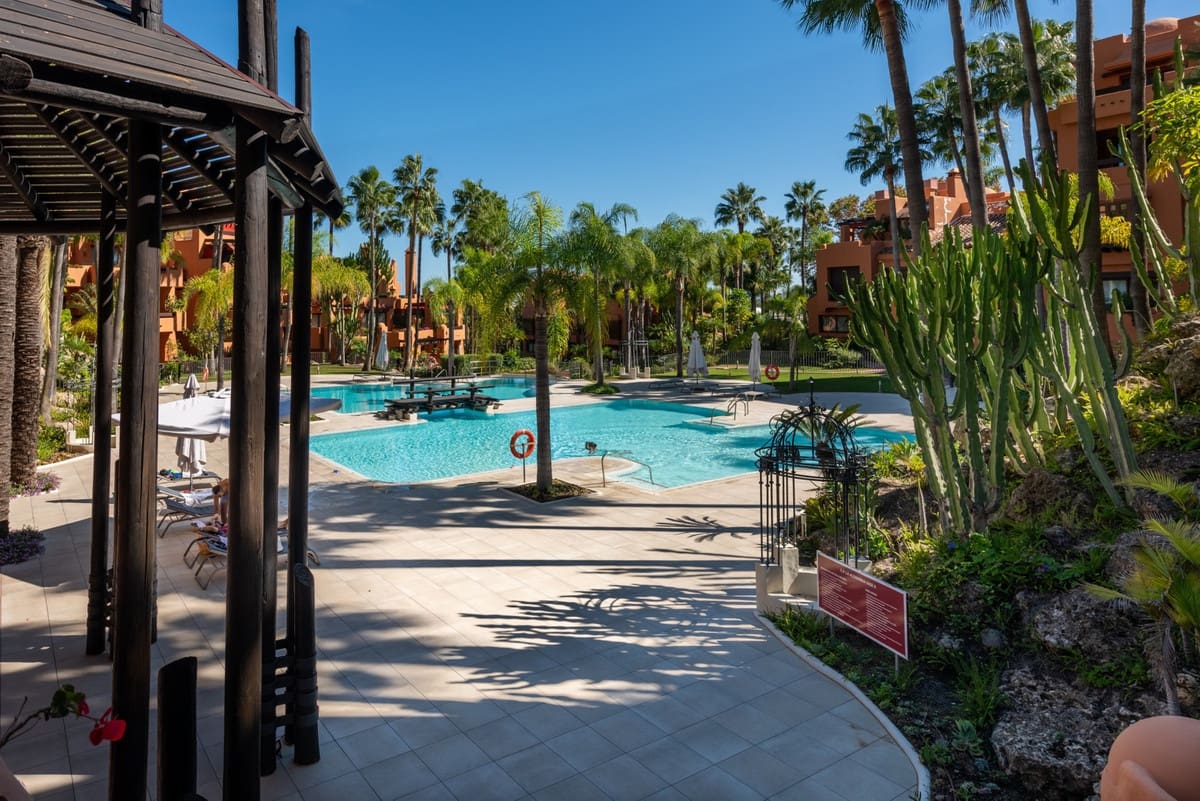 3 soverom Leilighet til salgs i Nueva Andalucia - € 1 895 000 (Ref: 9267693)