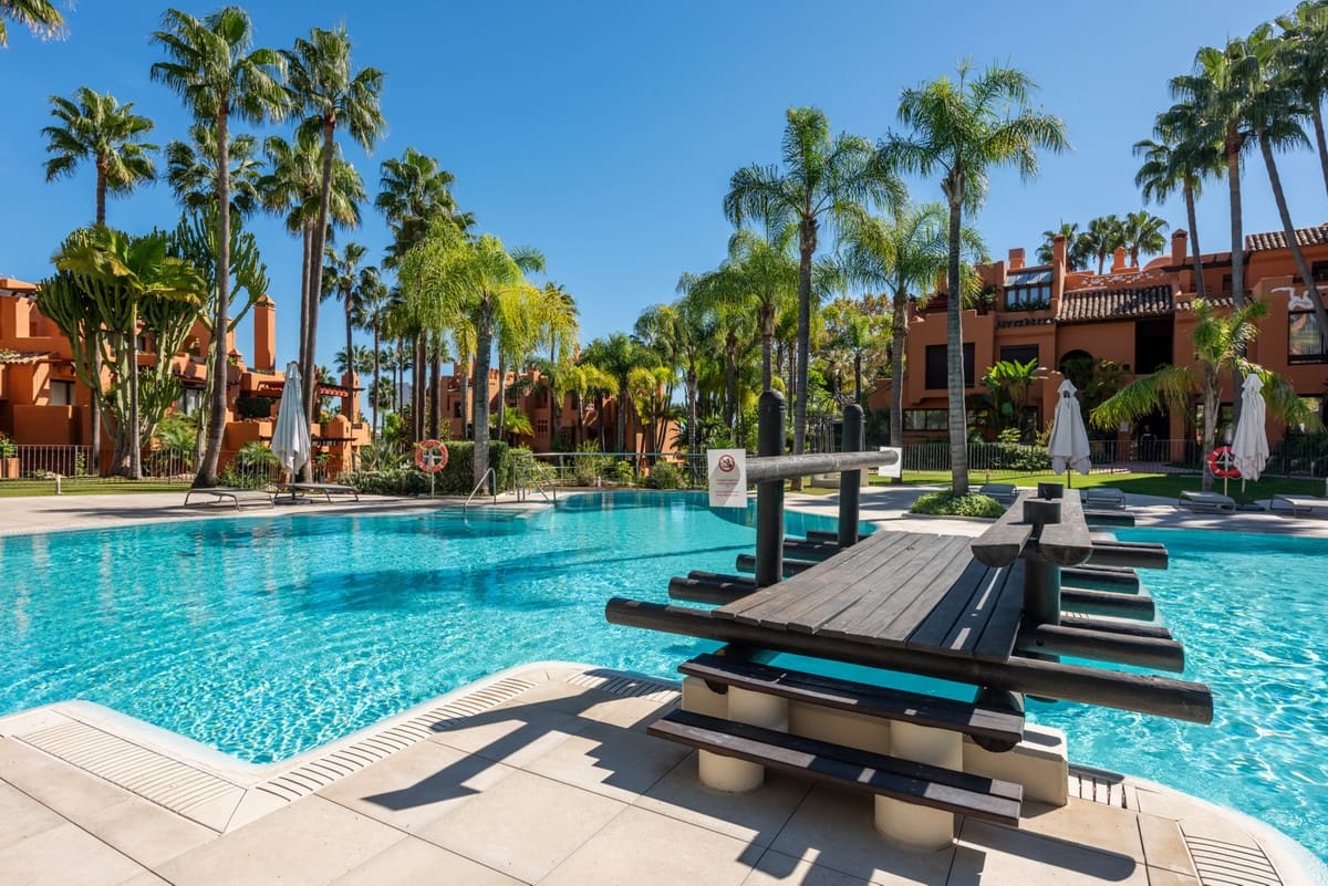 3 soverom Leilighet til salgs i Nueva Andalucia - € 1 895 000 (Ref: 9267693)