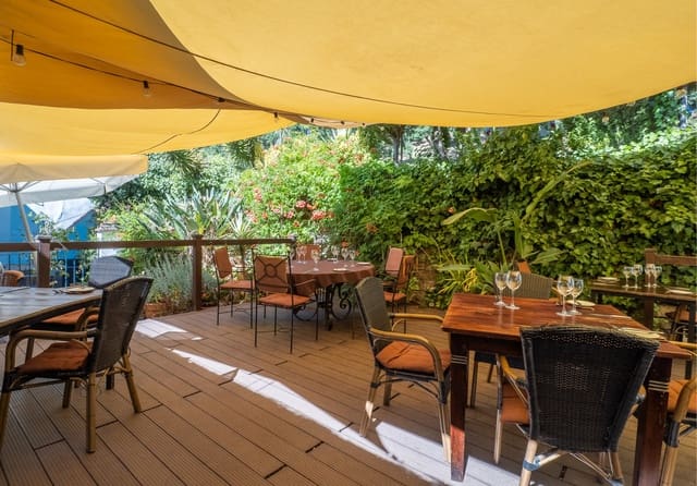 3 slaapkamer Commercieel te koop in Casares Pueblo, Casares - € 675.000 (Ref: 9267694)