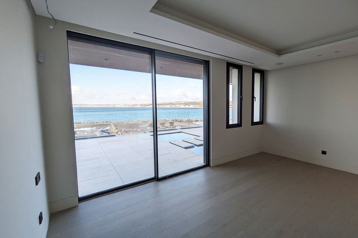 Apartamento de 4 habitaciones en Estepona en venta con garaje - 4.385.000 € (Ref: 9314629)