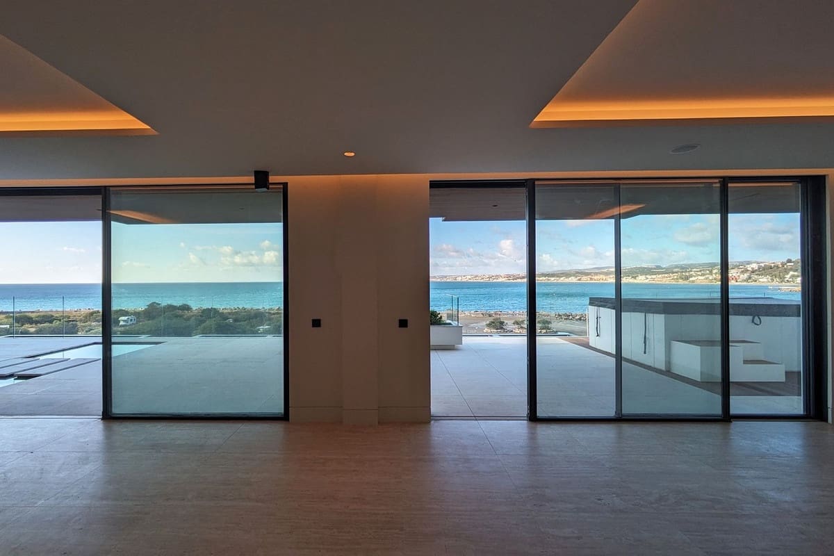 Apartamento de 4 habitaciones en Estepona en venta con garaje - 4.385.000 € (Ref: 9314629)