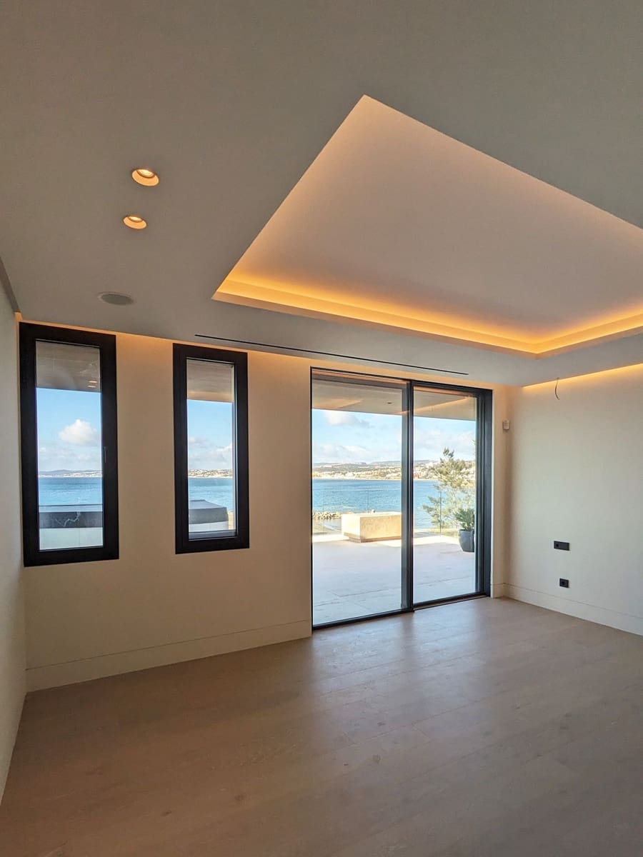 4 bedroom Apartment for sale in Estepona with garage - € 4,385,000 (Ref: 9314630)