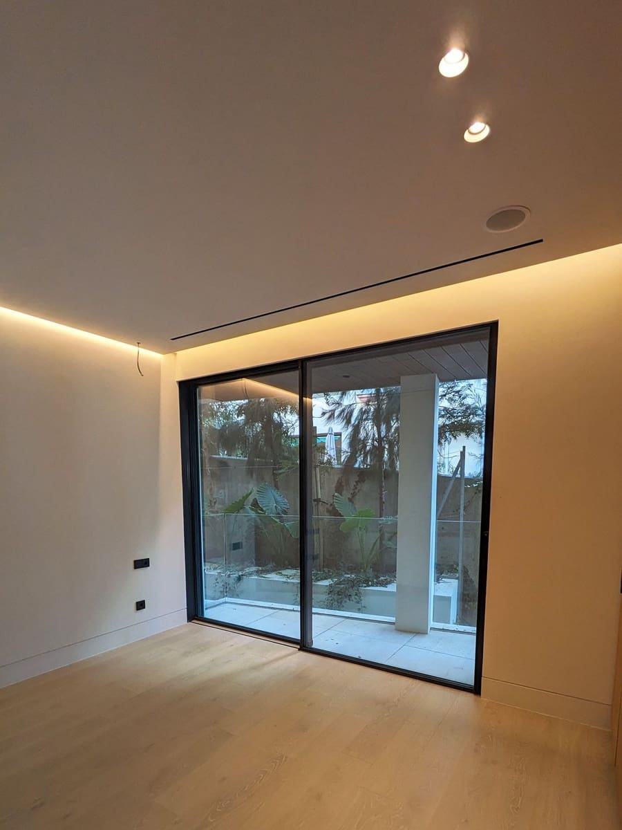 4 bedroom Apartment for sale in Estepona with garage - € 4,385,000 (Ref: 9314630)