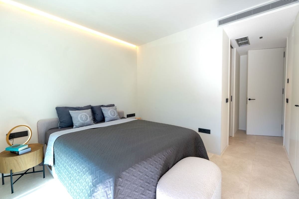 2 soverom Leilighet til salgs i Sotogrande med garasje - € 900 000 (Ref: 9314631)