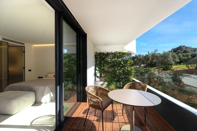 Apartamento de 2 habitaciones en Sotogrande, San Roque en venta con garaje - 900.000 € (Ref: 9314631)