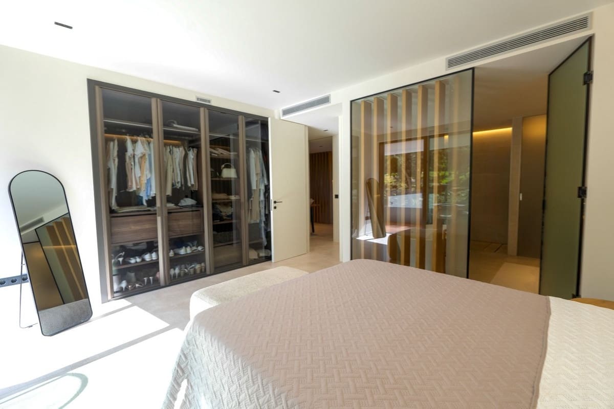 2 soverom Leilighet til salgs i Sotogrande med garasje - € 900 000 (Ref: 9314631)