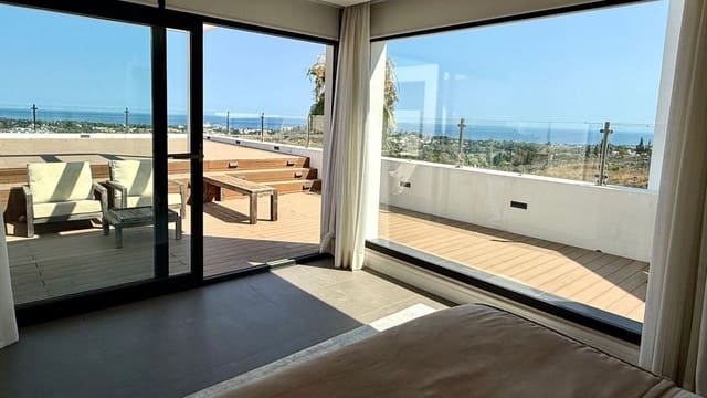 4 bedroom Villa for sale in Benahavís - € 2,950,000 (Ref: 9314634)