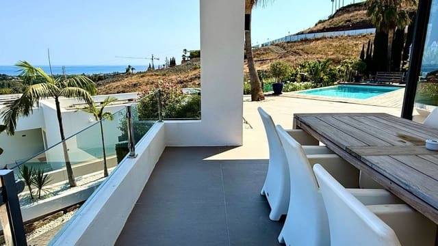 4 bedroom Villa for sale in Benahavís - € 2,950,000 (Ref: 9314634)