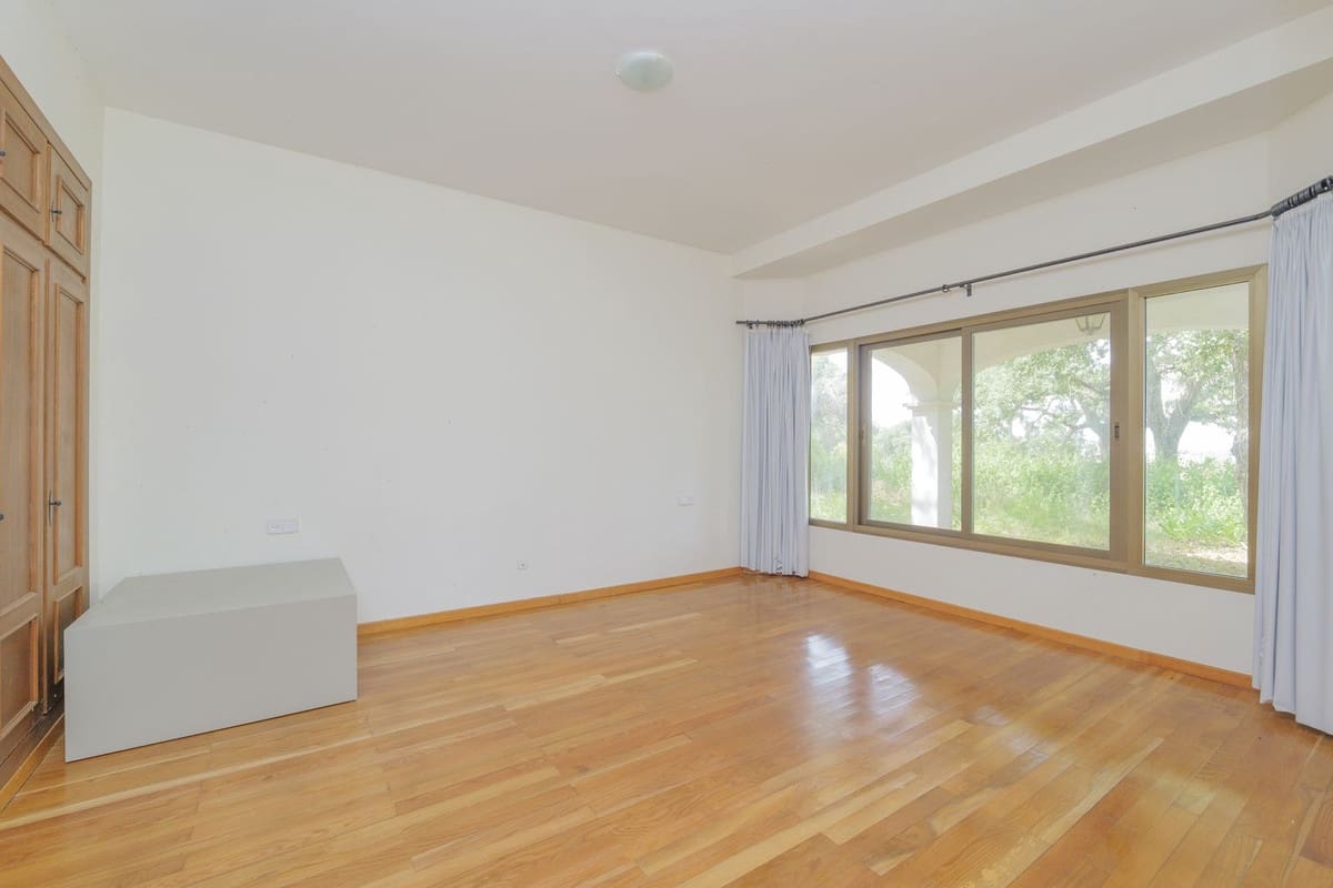 6 quarto Moradia para venda em San Roque com garagem - 1 650 000 € (Ref: 9314635)