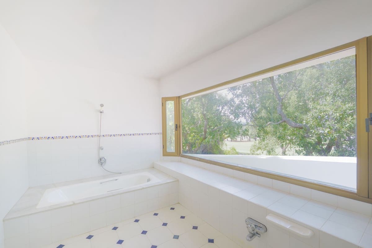 6 quarto Moradia para venda em San Roque com garagem - 1 650 000 € (Ref: 9314635)