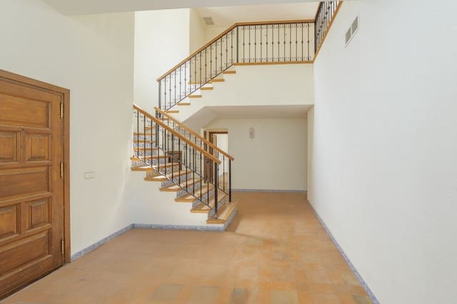 6 quarto Moradia para venda em San Roque com garagem - 1 650 000 € (Ref: 9314635)