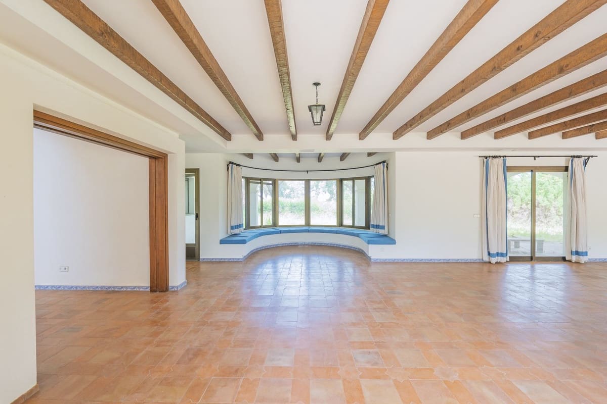 6 quarto Moradia para venda em San Roque com garagem - 1 650 000 € (Ref: 9314635)