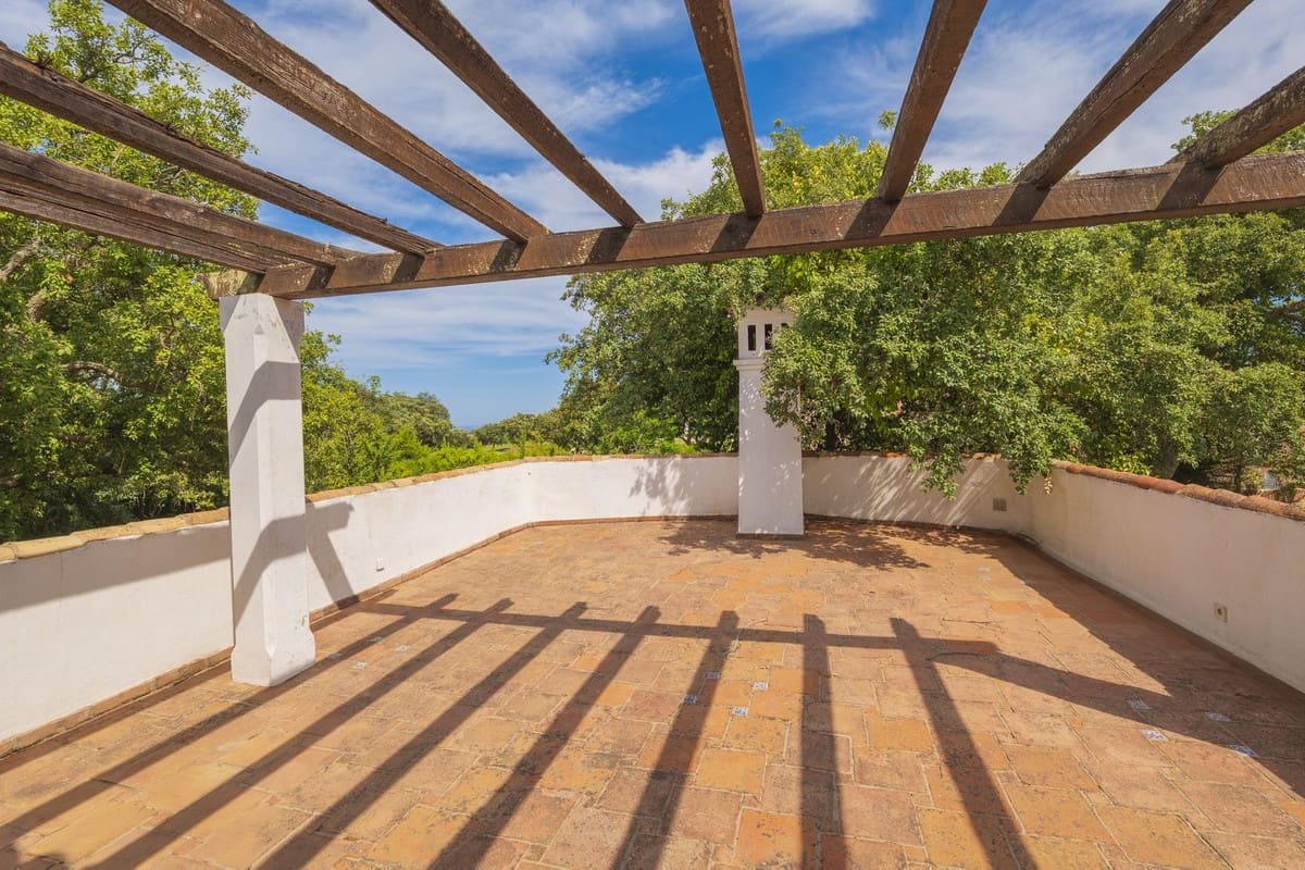 6 quarto Moradia para venda em San Roque com garagem - 1 650 000 € (Ref: 9314635)