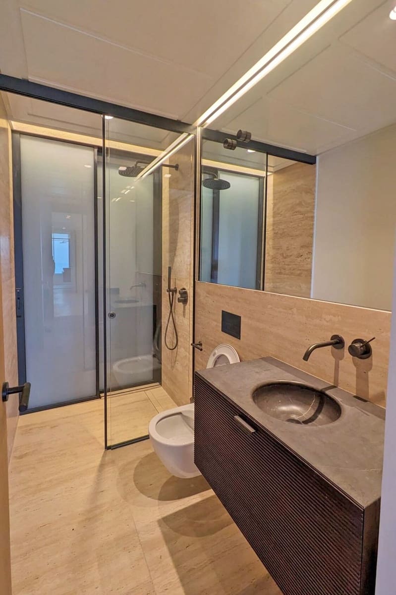 3 bedroom Apartment for sale in Estepona with garage - € 2,410,000 (Ref: 9314639)