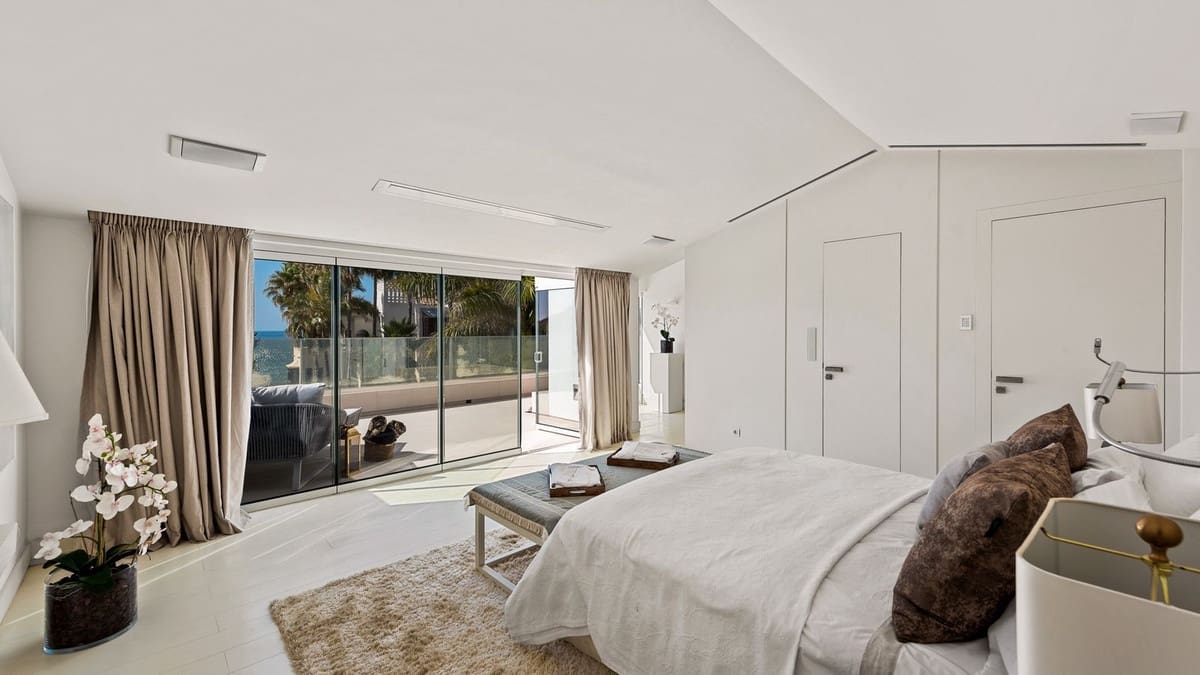 4 sypialnia Willa na sprzedaż w Marbella - 10 900 000 € (Ref: 9314640)