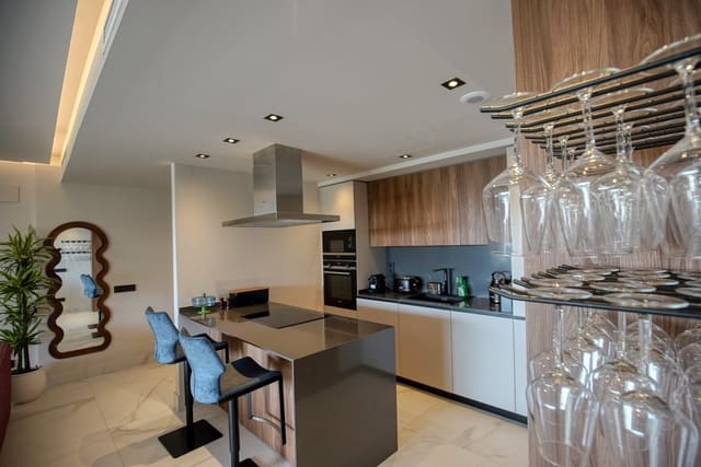 3 chambre Appartement à vendre à San Pedro de Alcantara, Marbella - 1 150 000 € (Ref: 9352120)