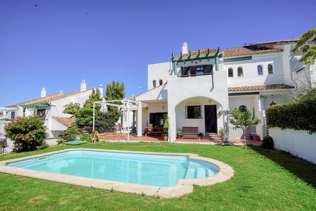 3 camera da letto Villa in vendita in Manilva Pueblo, Manilva con piscina - 575.000 € (Rif: 9352122)