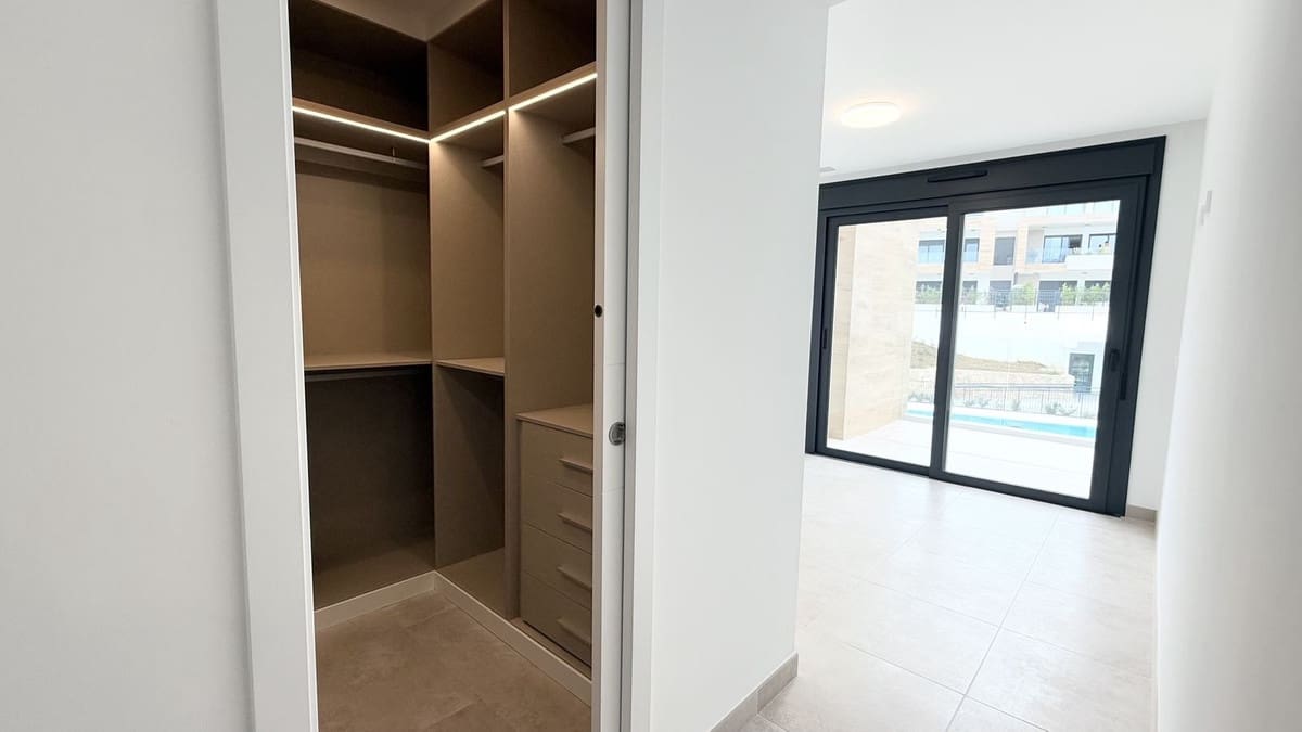 3 slaapkamer Appartement te koop in Atalaya-Isdabe - € 895.000 (Ref: 9357488)