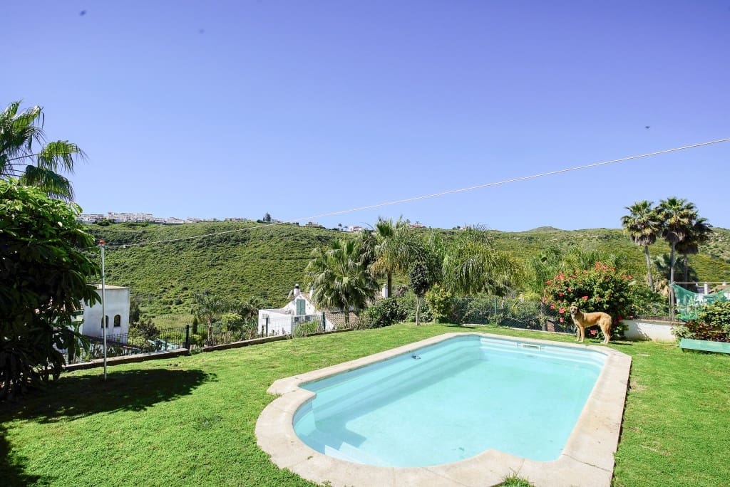 3 quarto Moradia para venda em La Duquesa / Puerto de la Duquesa - 549 000 € (Ref: 9360237)