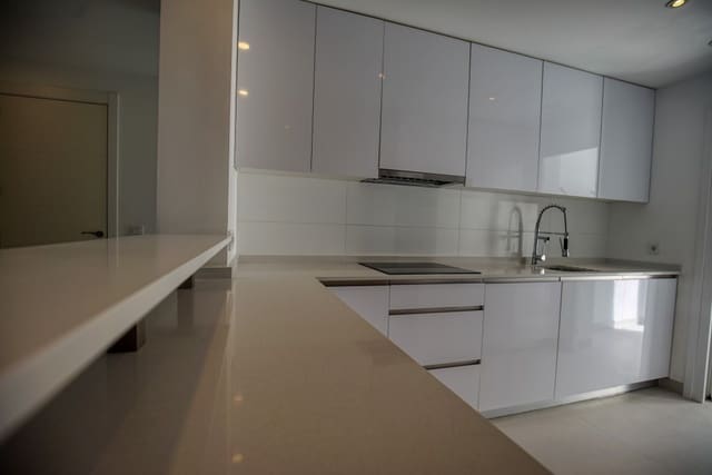 2 makuuhuone Huoneisto myytävänä paikassa Bel-Air, Estepona - 550 000 € (Ref: 9360240)