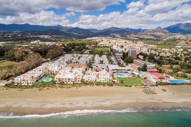 2 quarto Casa em Banda para venda em Estepona - 475 000 € (Ref: 9360241)