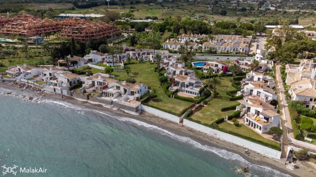 2 soverom Hus til salgs i Estepona - € 1 200 000 (Ref: 9506423)