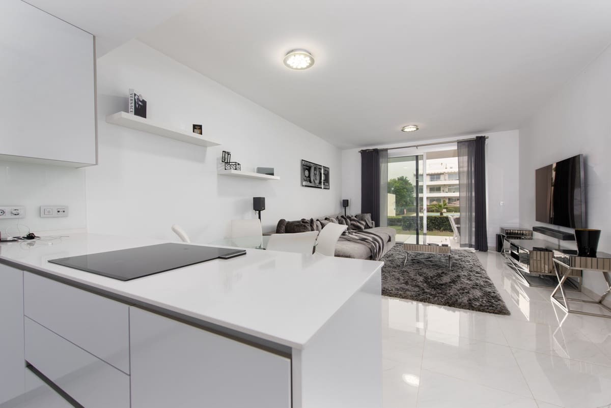 2 sypialnia Apartament na sprzedaż w Estepona - 429 000 € (Ref: 9541989)