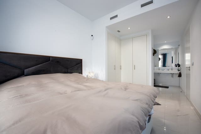 2 sypialnia Apartament na sprzedaż w Estepona - 429 000 € (Ref: 9541989)