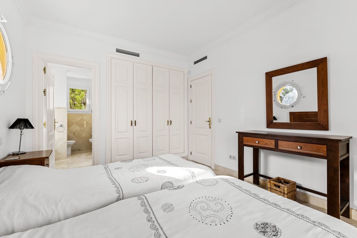 3 soveværelse Lejlighed til salg i Casares - € 595.000 (Ref: 9541990)