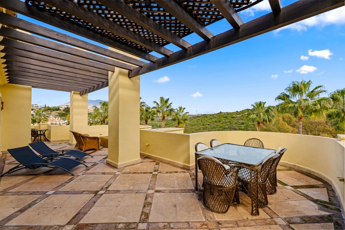 3 soveværelse Lejlighed til salg i Casares - € 595.000 (Ref: 9541990)