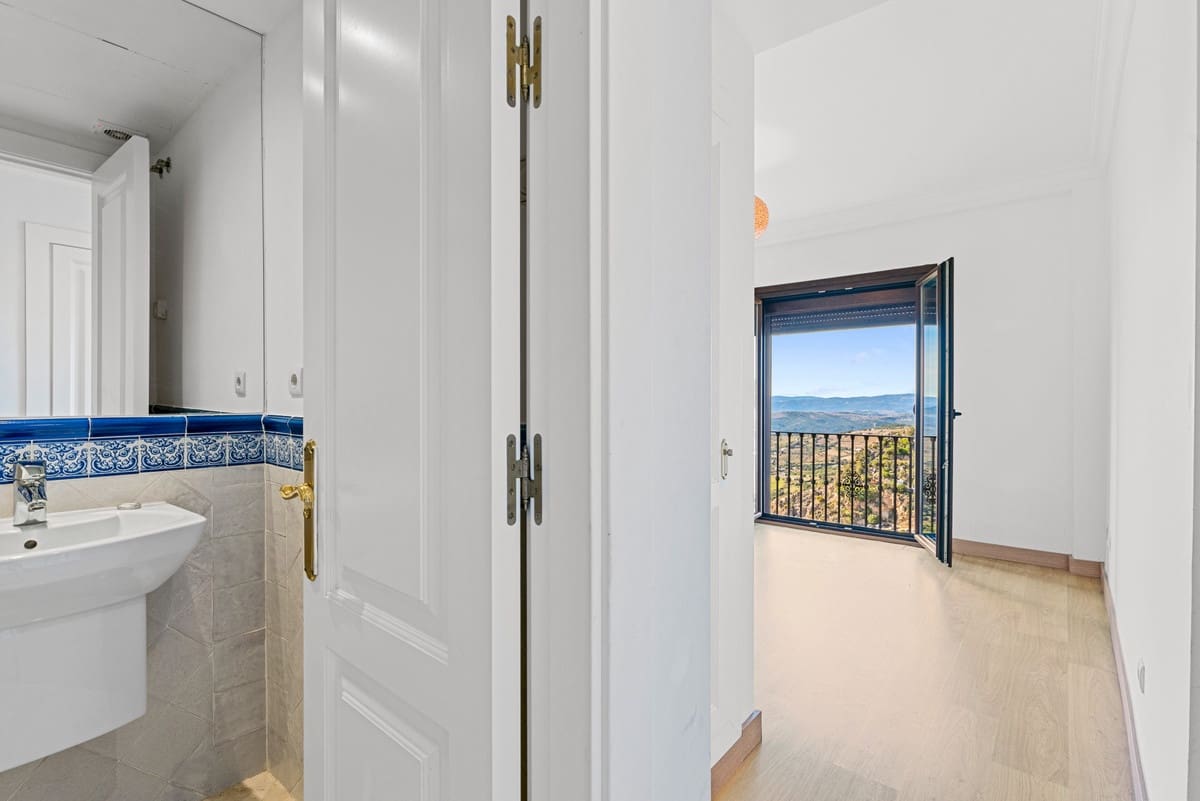 3 soveværelse Byhus til salg i Casares - € 410.000 (Ref: 9541991)