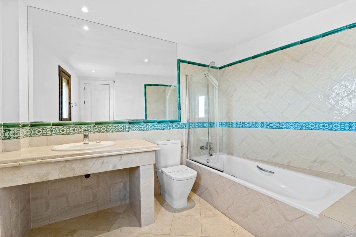 3 soveværelse Byhus til salg i Casares - € 410.000 (Ref: 9541991)