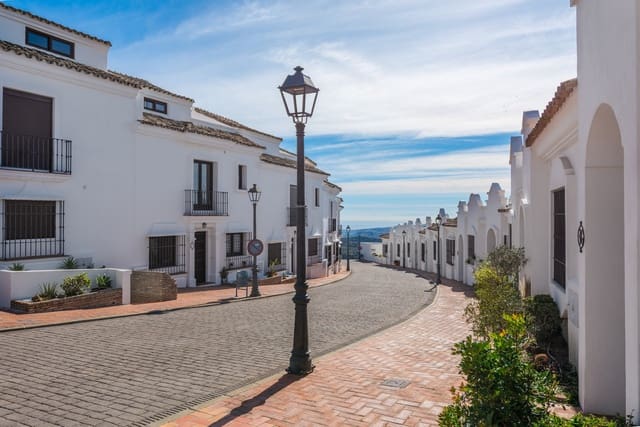 3 soveværelse Byhus til salg i Casares Pueblo, Casares - € 410.000 (Ref: 9541991)