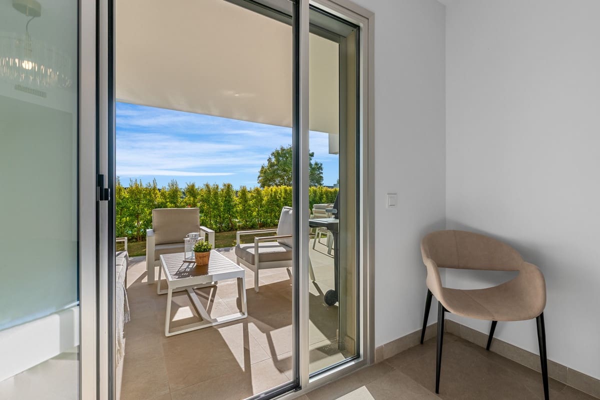 2 sypialnia Apartament na sprzedaż w Estepona - 379 000 € (Ref: 9541992)