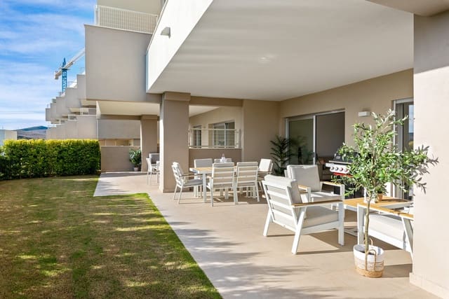 2 sypialnia Apartament na sprzedaż w Estepona Golf, Estepona - 379 000 € (Ref: 9541992)