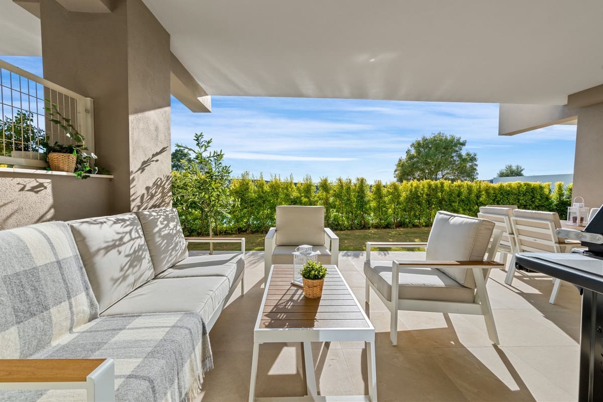 2 sypialnia Apartament na sprzedaż w Estepona - 379 000 € (Ref: 9541992)