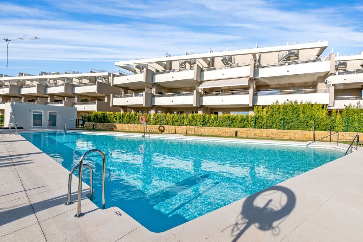 2 sypialnia Apartament na sprzedaż w Estepona - 379 000 € (Ref: 9541992)