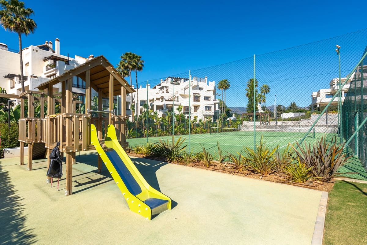 3 Zimmer Apartment zu verkaufen in Estepona - 1.850.000 € (Ref: 9541993)