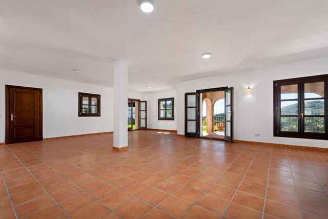 4 soverom Villa til salgs i Casares Pueblo, Casares - € 1 645 000 (Ref: 9541994)