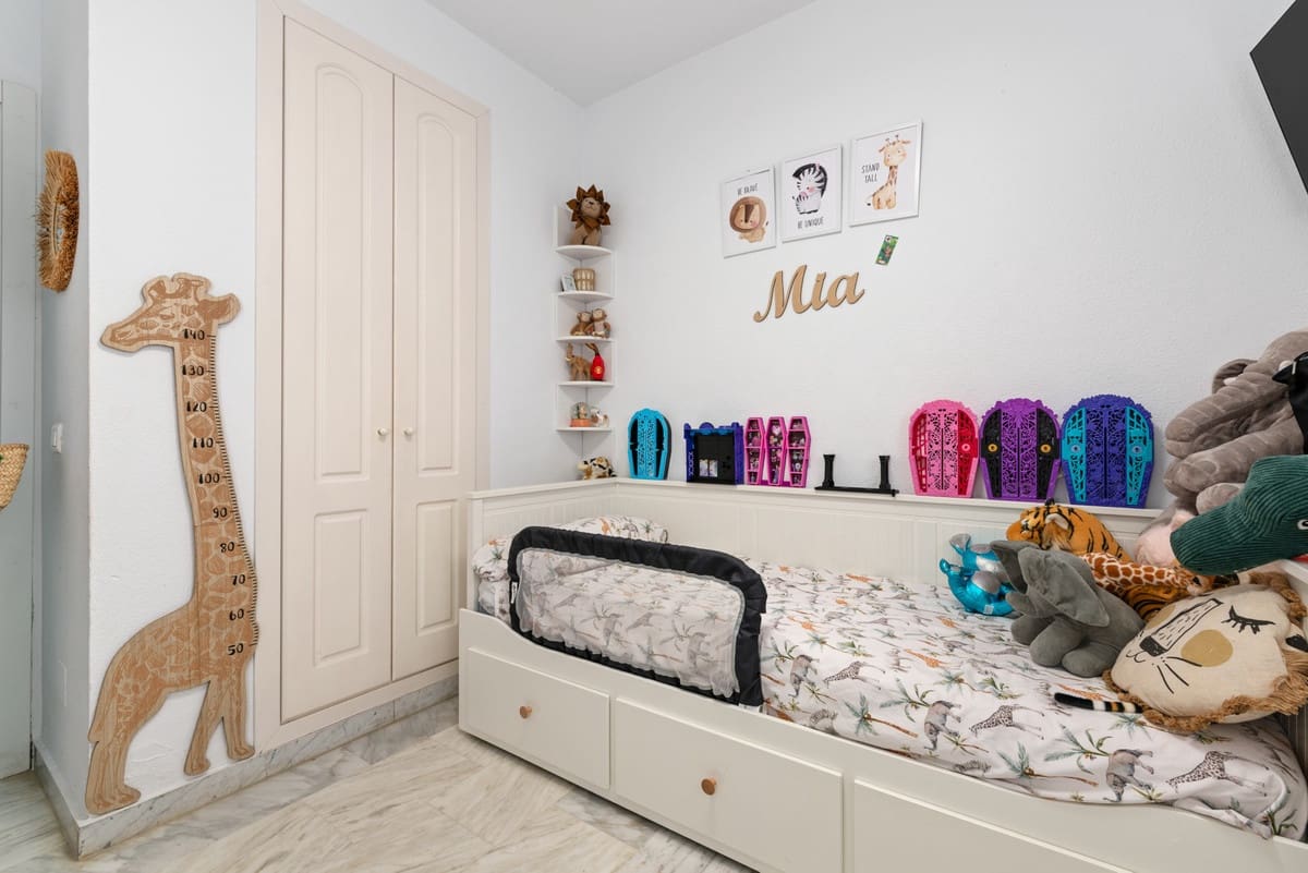 4 soverom Leilighet til salgs i Nueva Andalucia - € 329 000 (Ref: 9541995)