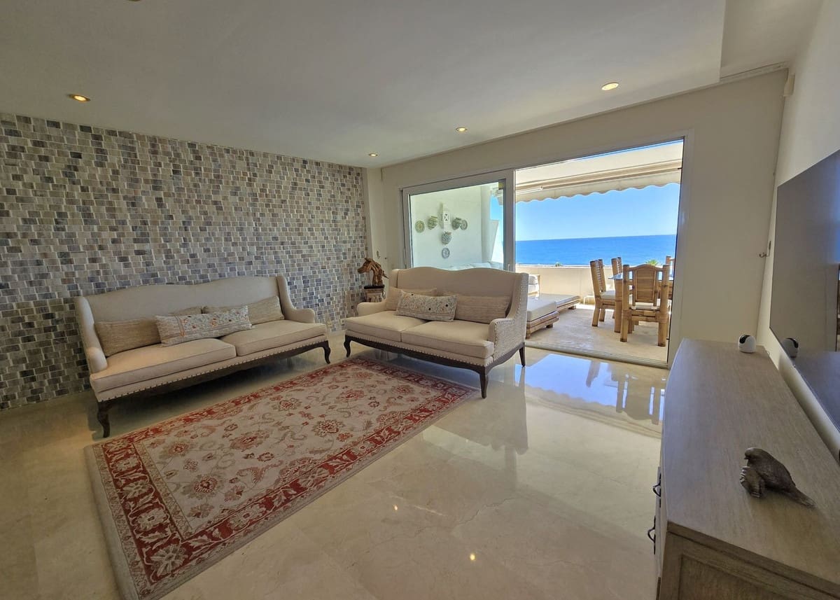 3 quarto Apartamento para venda em Estepona - 1 199 000 € (Ref: 9542626)