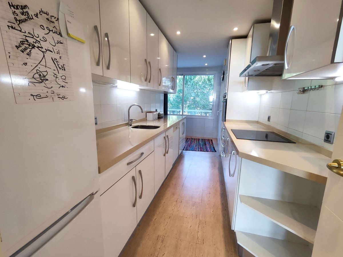 3 quarto Apartamento para venda em Estepona - 1 199 000 € (Ref: 9542626)