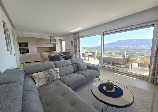 3 soveværelse Lejlighed til salg i La Cala de Mijas, Mijas - € 485.000 (Ref: 9542628)
