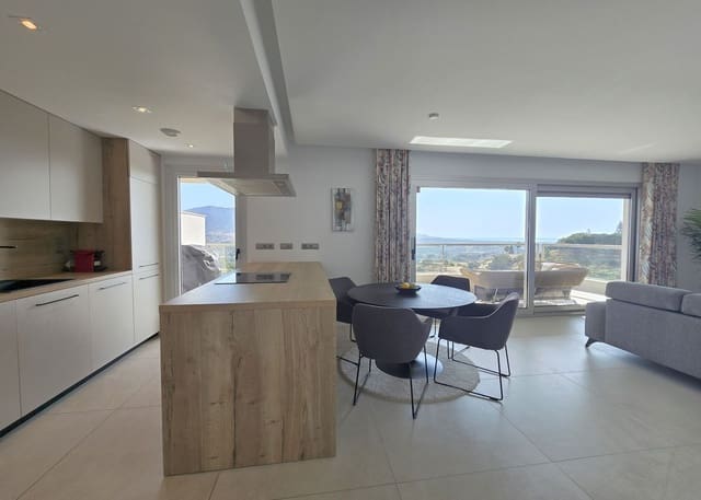 3 soveværelse Lejlighed til salg i La Cala de Mijas, Mijas - € 485.000 (Ref: 9542628)