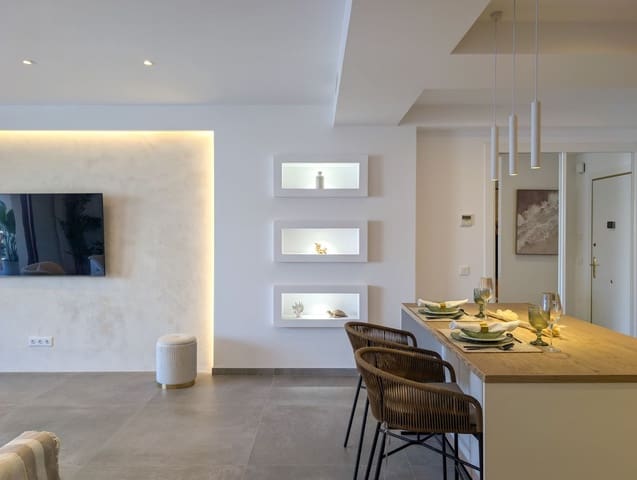 2 quarto Apartamento para venda em San Pedro de Alcantara, Marbella com garagem - 949 000 € (Ref: 9548839)